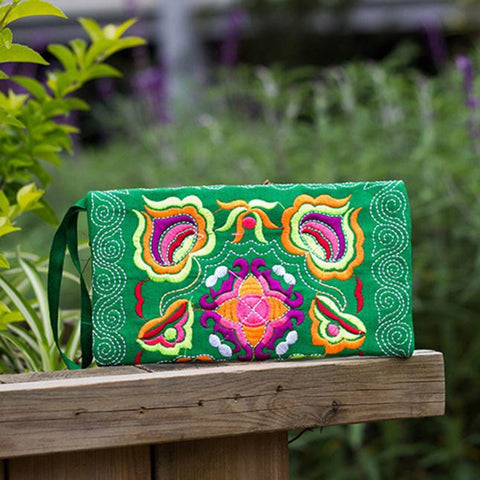 Image of Women Ethnic Handmade Embroidered Wristlet Clutch Bag Vintage Purse Wallet